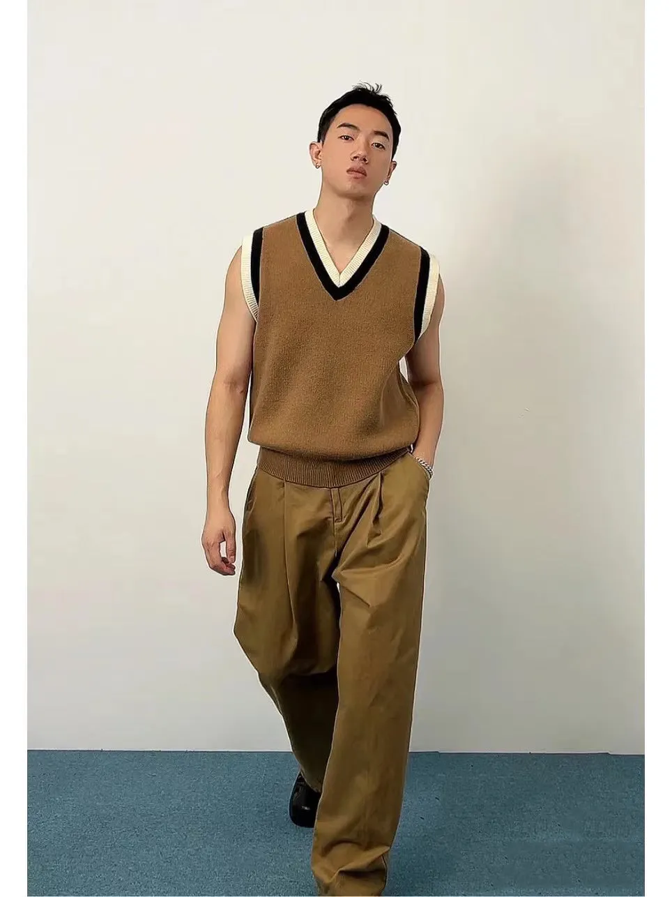 -neck knitting