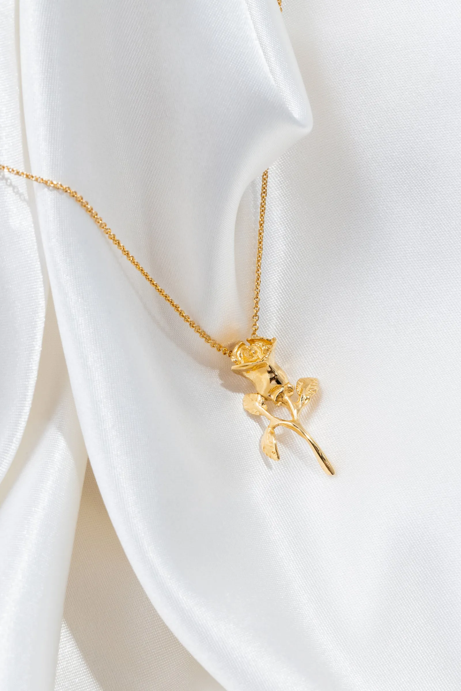 Rosa Necklace